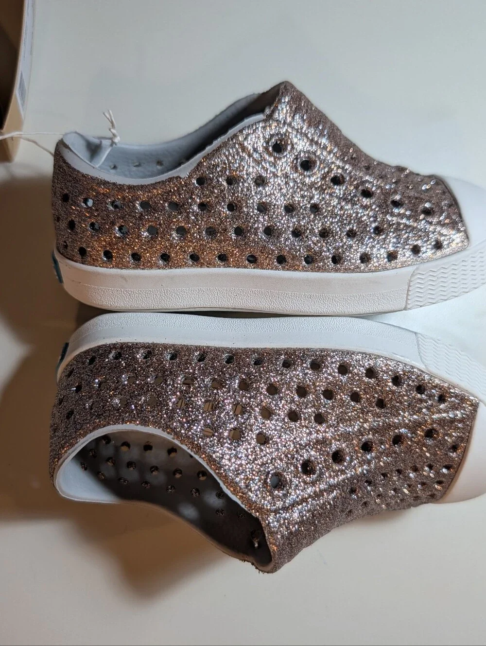 Native Kids Jefferson Bling Glitter Slip-On Shoes Child Size 6 NWT
